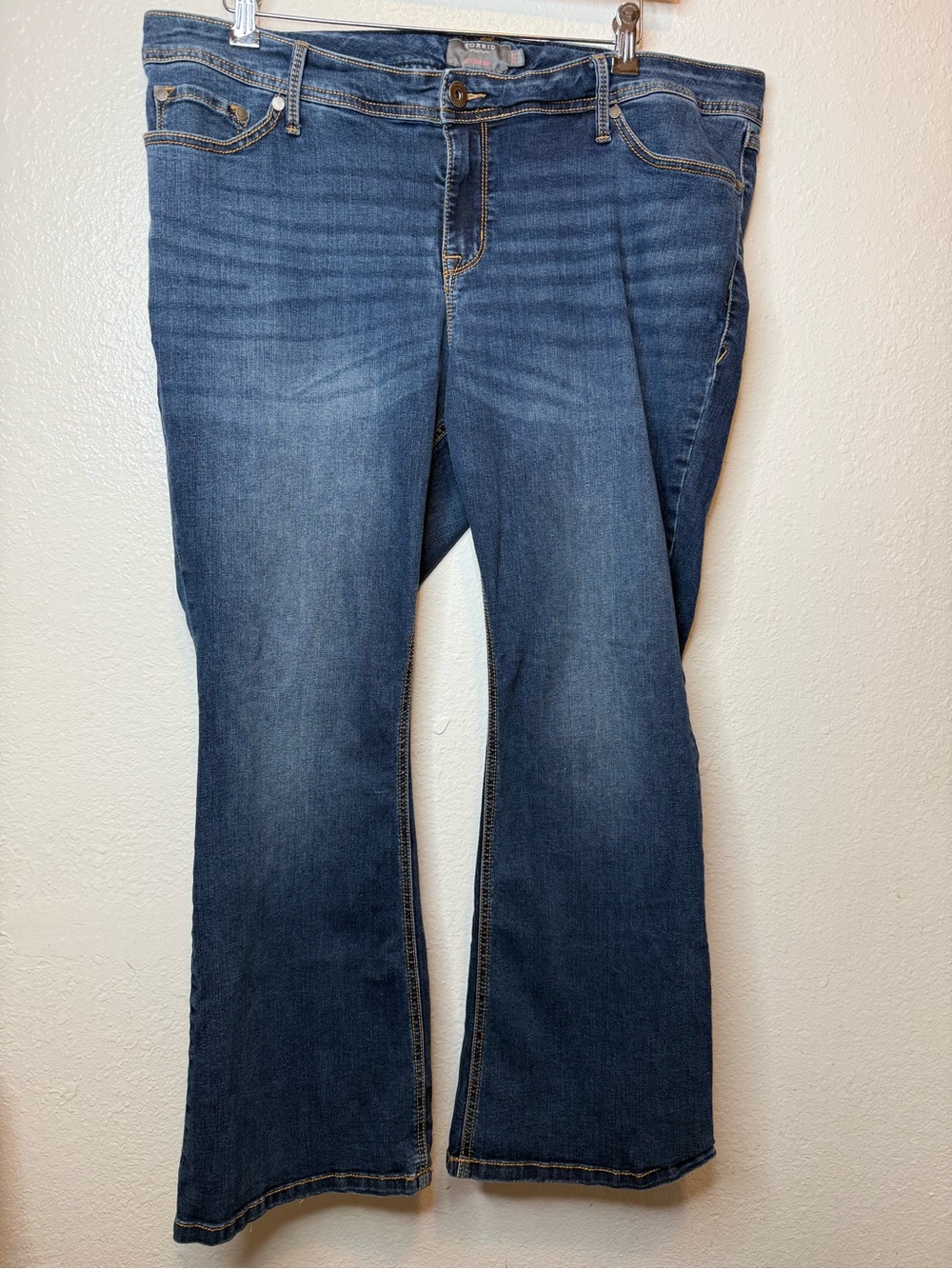 Torrid Feel The Fit Luxe Slim Boot Cut Jeans Size 20S Classic Denim Capsule